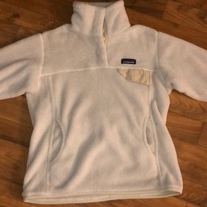 White Patagonia pullover